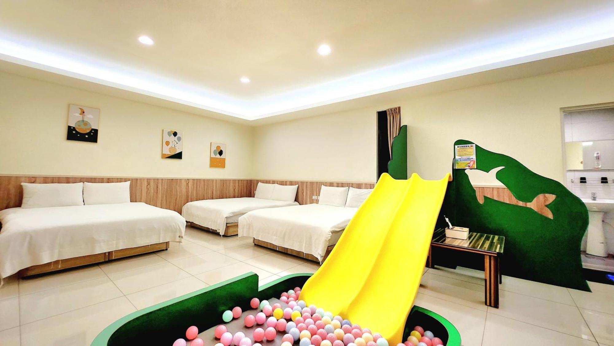 Happiness Yes Inn Luodong Exteriör bild