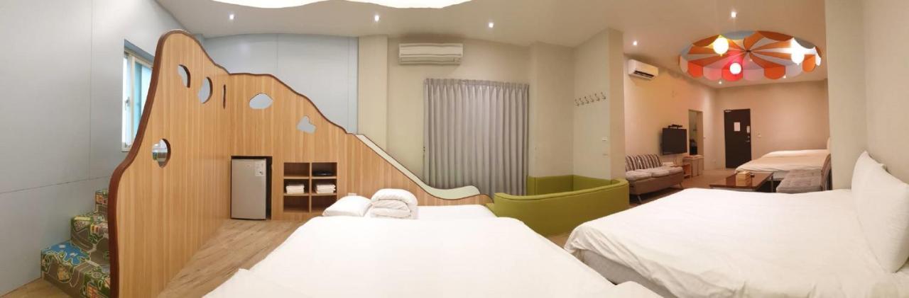 Happiness Yes Inn Luodong Exteriör bild